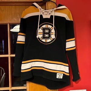 Bruins Sweatshirt with tie neckline
